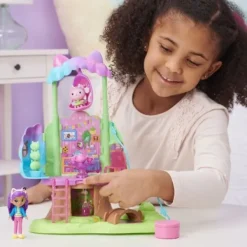 Spinmaster Gabby's Dollhouse Kitty's Fairy's Garden Treehouse Hot