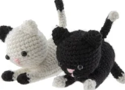 De Grote Speelgoedwinkel Haakset Poes 2 Stuks 13x6,5x10,5 Cm Best