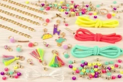 De Grote Speelgoedwinkel Make It Real Neon Armband Met Bedeltjes Maken Discount