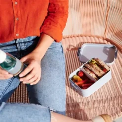Mepal Lunchbox Midi Vivid MAuve Take A Break Hot