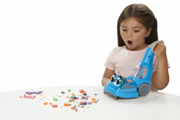 Play-Doh Zoom Zoom Vacuum And Cleanup Set Clearance
